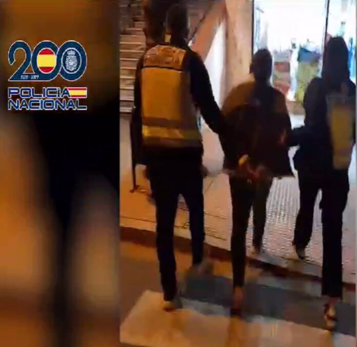 roban todos los ahorros de una anciana de 87 años