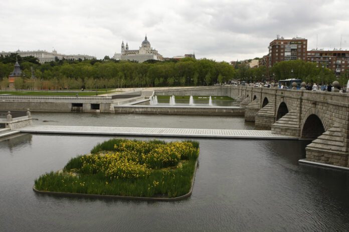 Puente del Rey de Madrid Río,