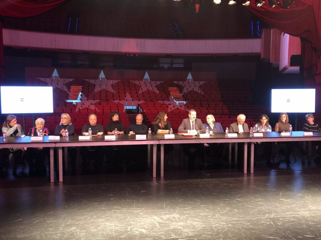 nuevo modelo de dirección de Teatros del Canal