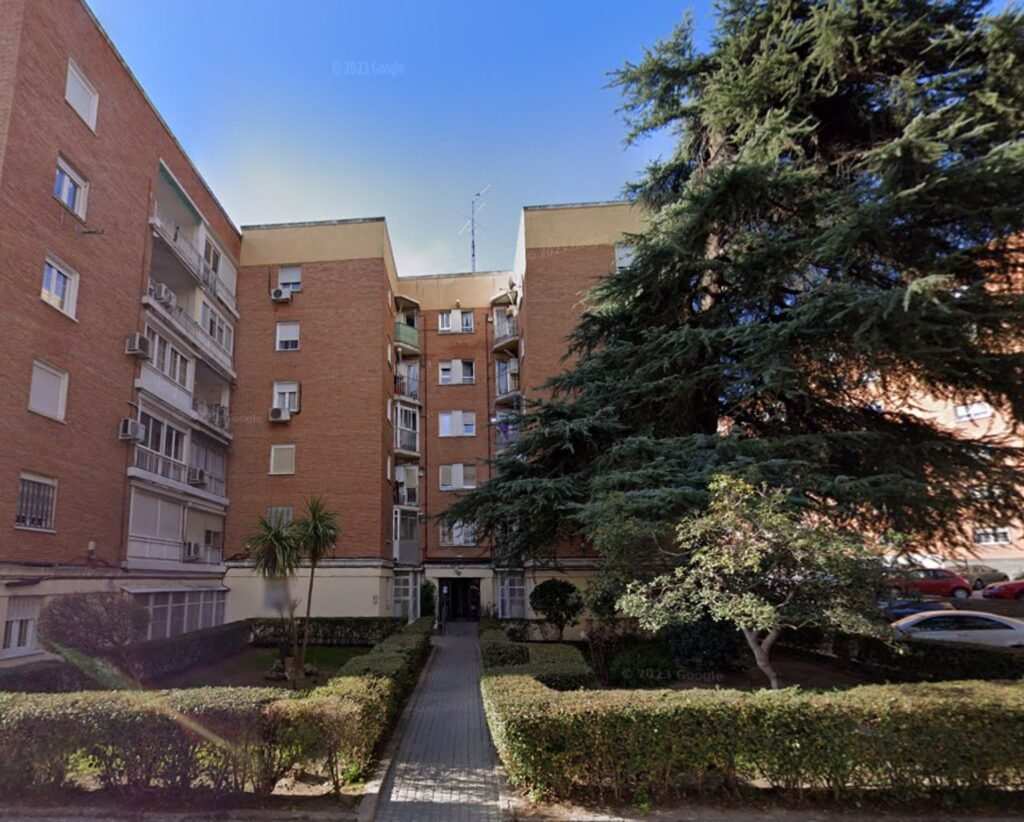 cadáveres de un hombre y su madre en Aluche