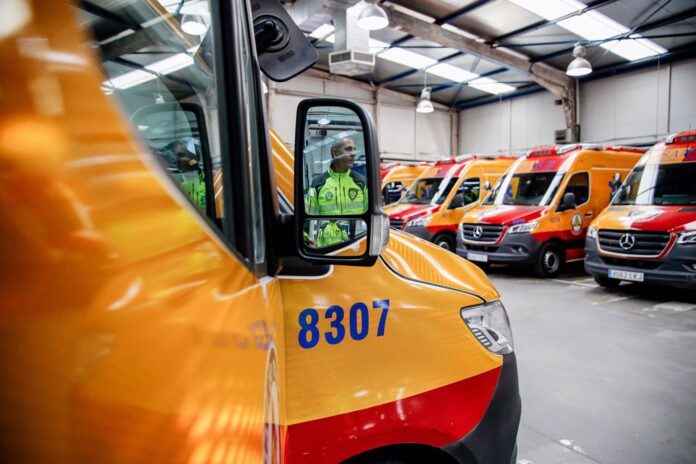 joven agredido por arma blanca en la plaza del dos de mayo joven agredido por arma blanca en la plaza del dos de mayo