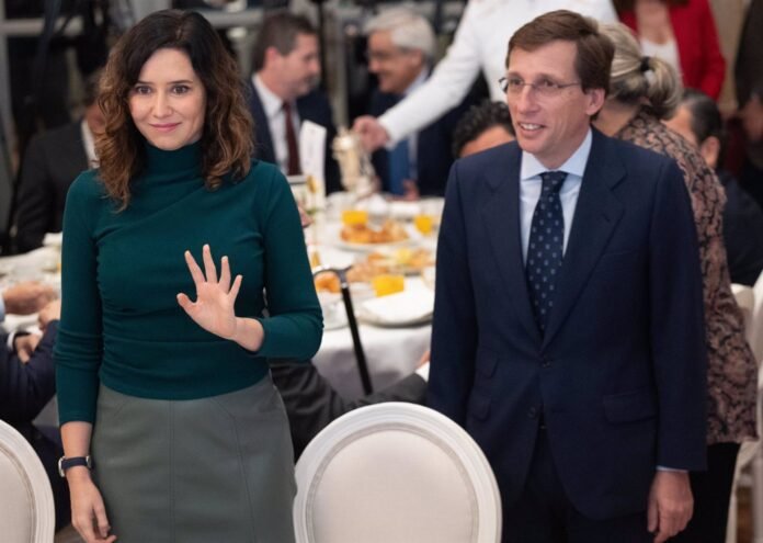 Ayuso cree que Cercanías debe seguir siendo de ámbito nacional: