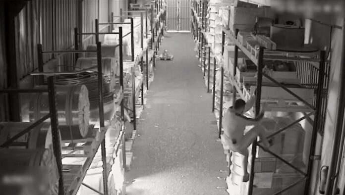 Desmantelada una banda especializada en robar alumnio Desmantelada una banda especializada en robar alumnio