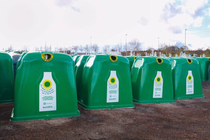 60 nuevos contenedores de vidrio para impulsar la recogida selectiva