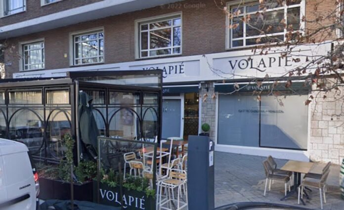 Detenido un camarero y un ayudante de cocina de un restaurante por sustraer de allí productos ibéricos caros