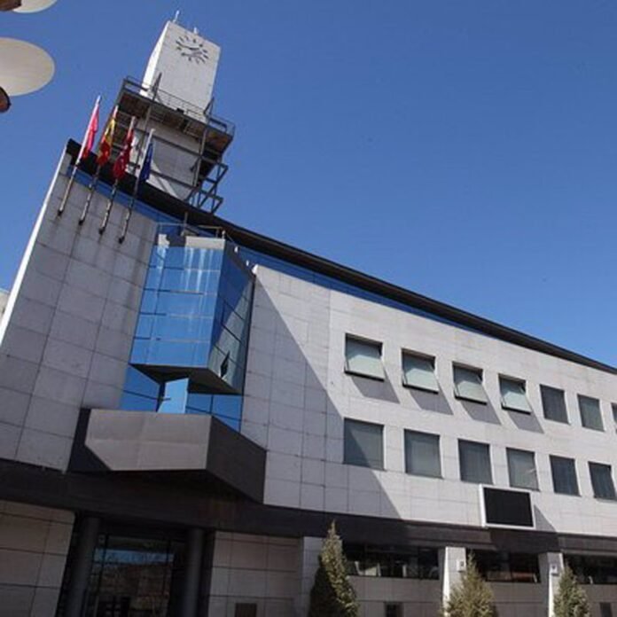 Getafe.- Ayuntamiento mantendrá el nivel de agua de un estanque en El Bercial hasta que unas crías de pato puedan volar