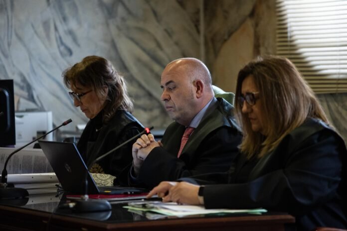 juicio asesion isaac