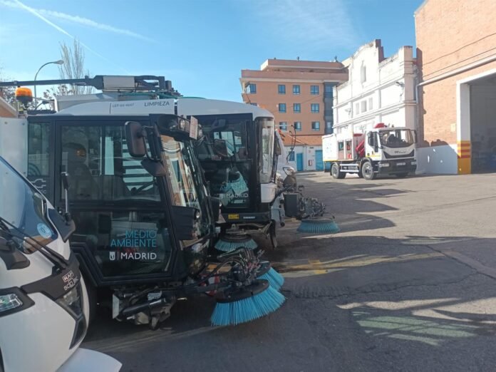 Un 'espía' con inteligencia artificial detecta en Madrid residuos fuera del contenedor y avisa a servicios de limpieza