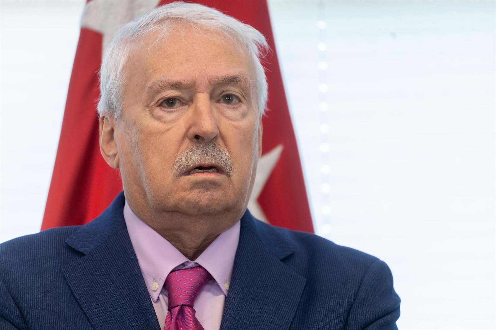 Un juez celebrará el 25 de abril la vista de medidas cautelares de la demanda de Leguina contra el PSOE