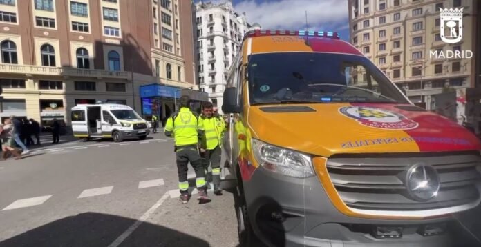 Grave una mujer de 65 años tras ser atropellada por un autobús urbano junto a la estación de Metro de Callao