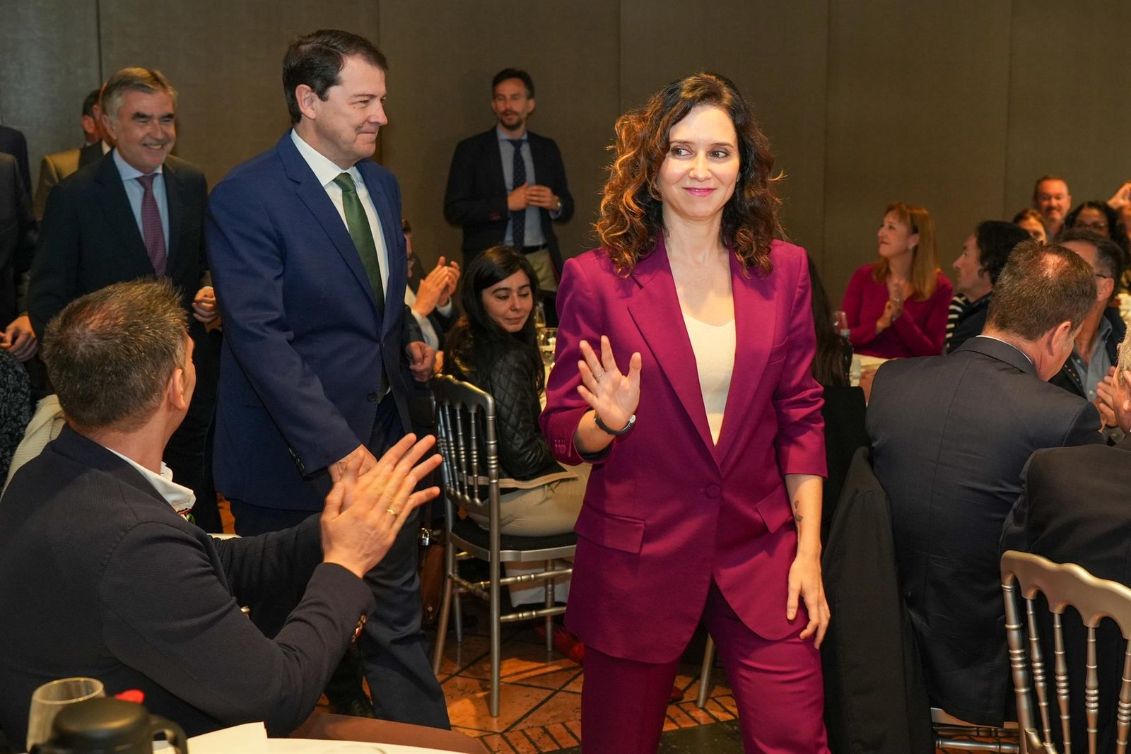 Ayuso cree que la decisión de Sánchez "tiene truco