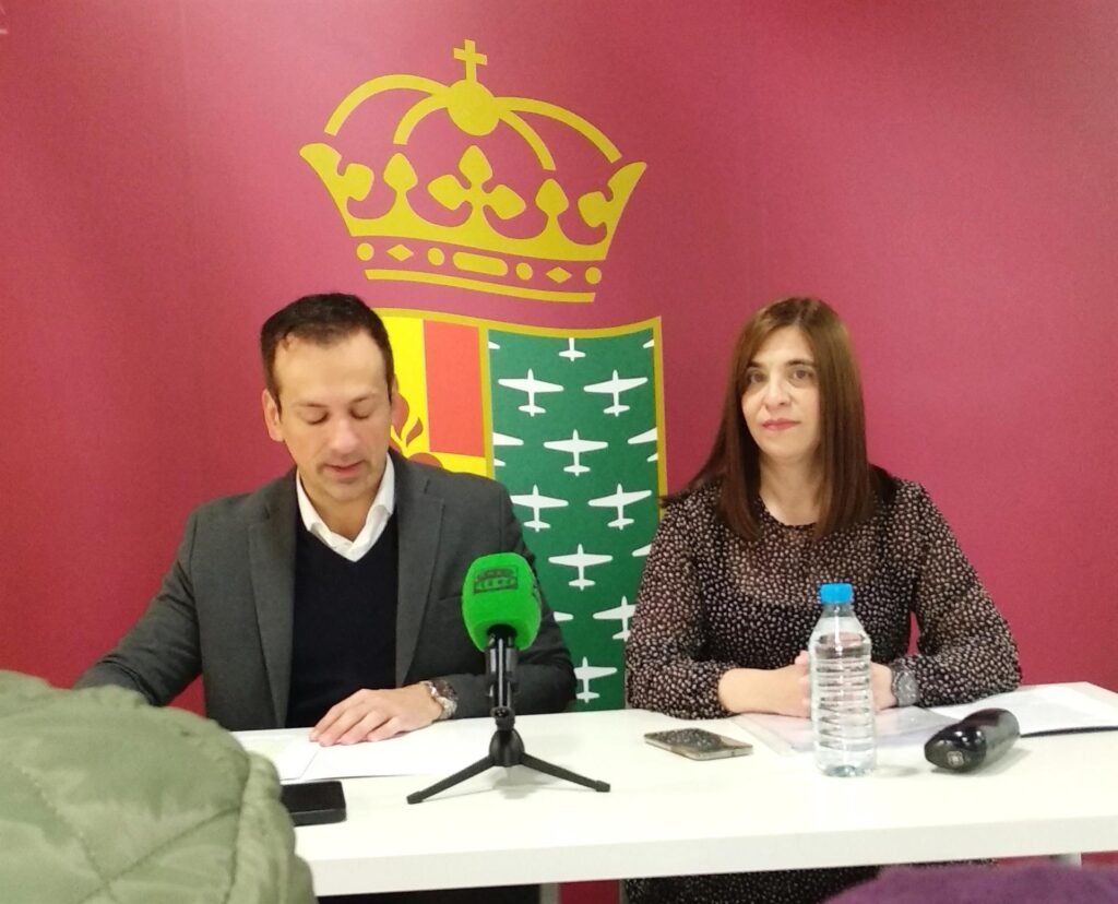 El PP pide a la alcaldesa que construya vivienda pública y tacha de "humo" el nuevo barrio que anunció