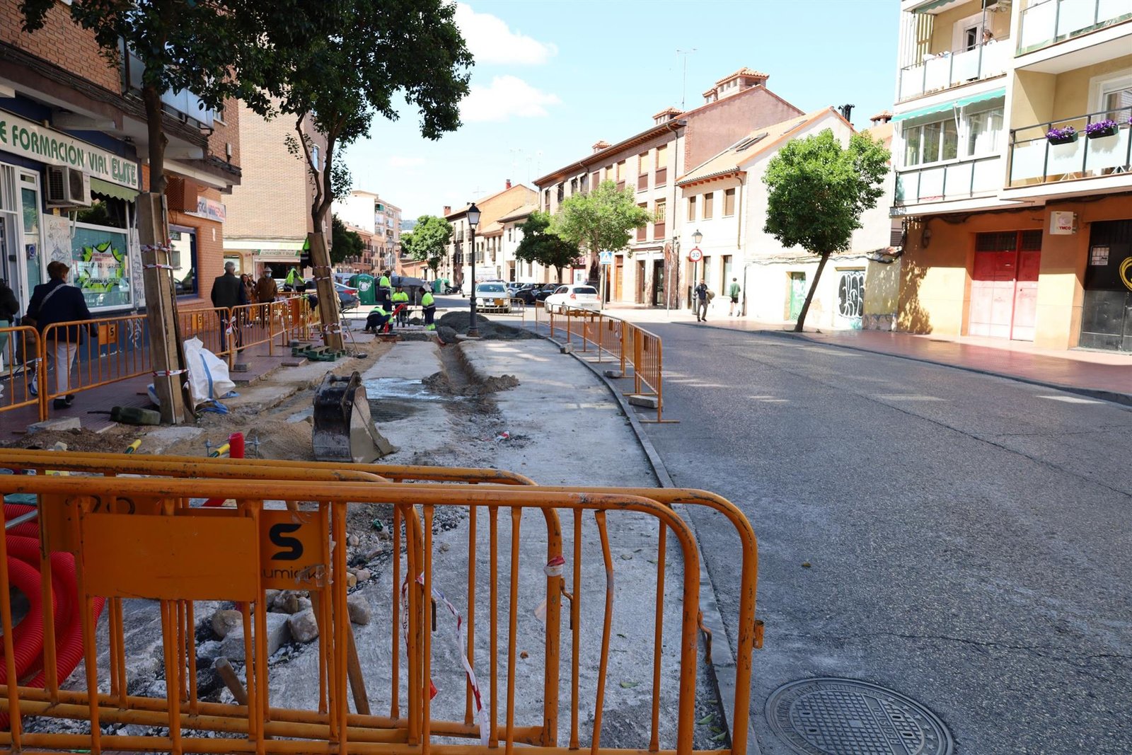 La calle Río Sol será de dirección única tendrá aceras más amplias y se incrementarán aparcamientos