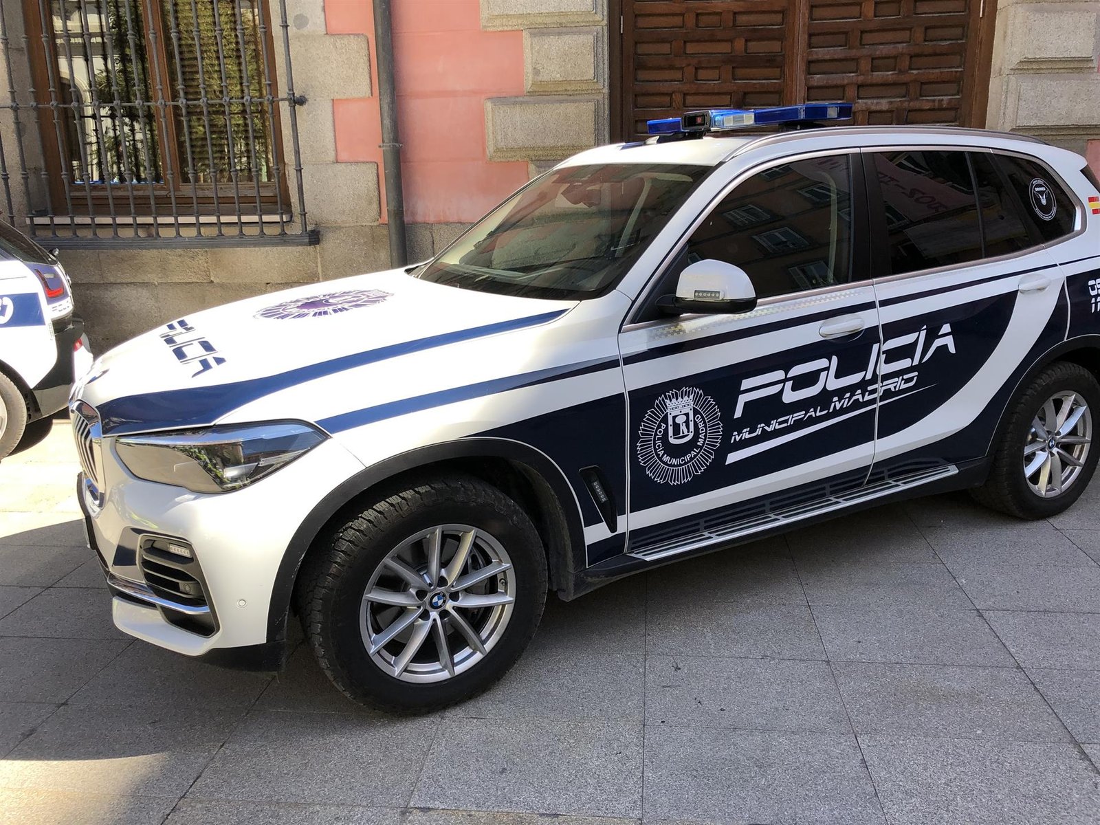Detenida en una persecución en Carabanchel tras embestir a coches de Policía e intentar atropellar a un agente