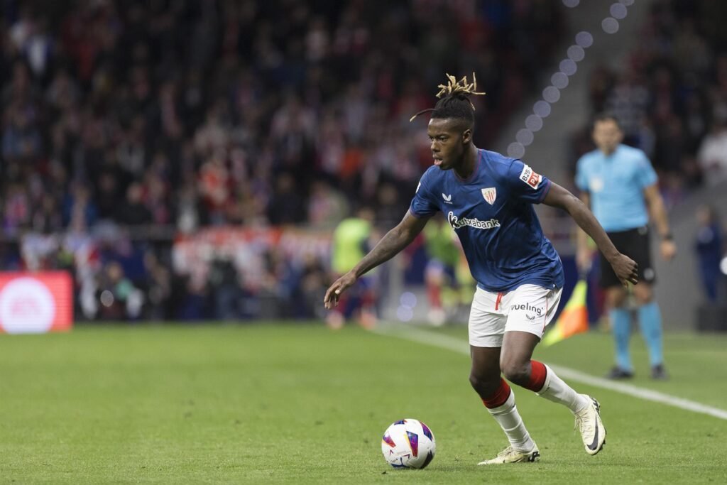 La RFEF ordena el cierre parcial del Metropolitano en dos partidos por los insultos racistas a Nico Williams