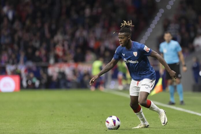 La RFEF ordena el cierre parcial del Metropolitano en dos partidos por los insultos racistas a Nico Williams La RFEF ordena el cierre parcial del Metropolitano en dos partidos por los insultos racistas a Nico Williams