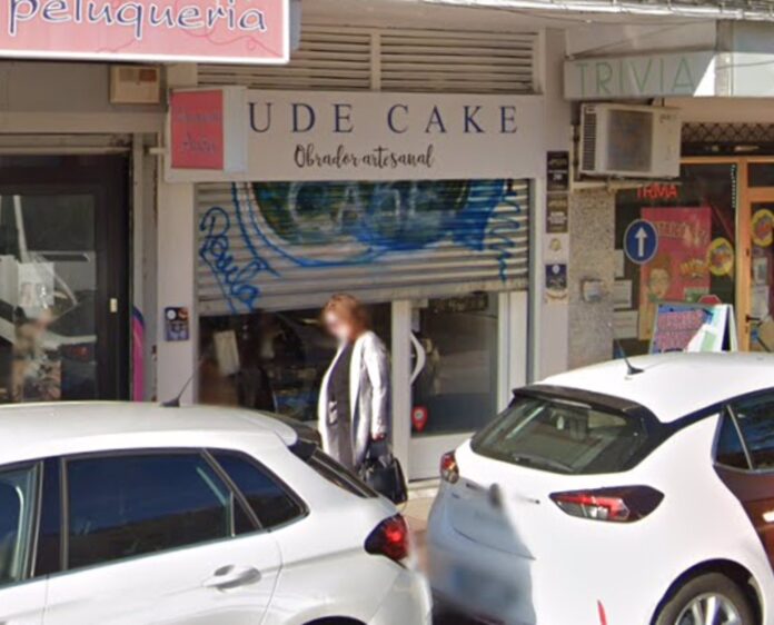 Dos ladrones entran 5 veces una misma noche en una pastelería para llevarse el dinero y todas las tartas