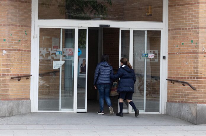 Los casos de Covid-19 se cuatriplican en las últimas cuatro semanas en la Comunidad de Madrid Los casos de Covid-19 se cuatriplican en las últimas cuatro semanas en la Comunidad de Madrid