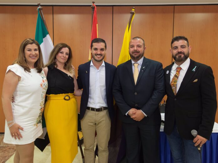 El Círculo Extremeño concede su Bellota de Oro al alcalde