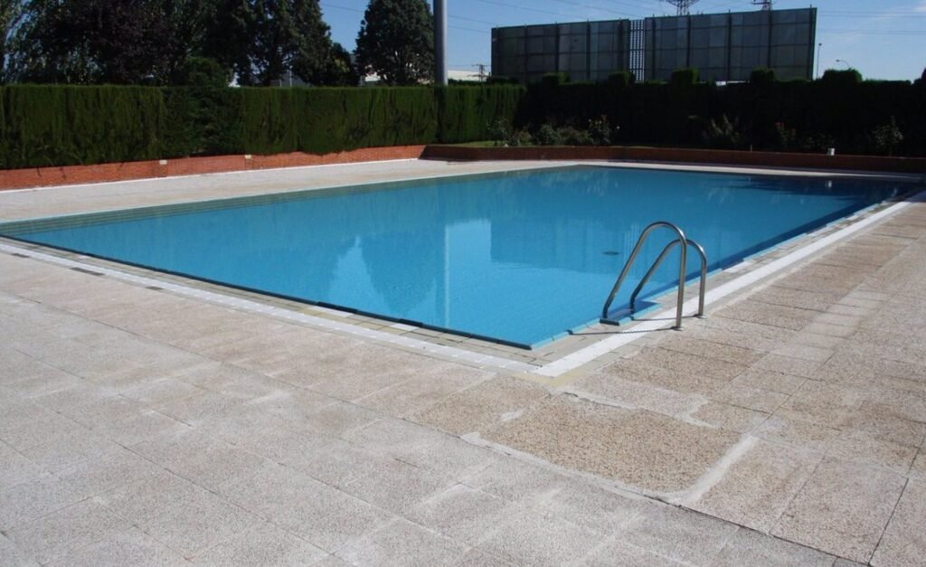 El Ayuntamiento de Getafe abre las piscinas del polideportivo Alhóndiga y Perales del Río