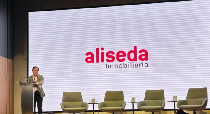 Almeida defiende aumentar la colaboración público-privada para crear vivienda Almeida defiende aumentar la colaboración público-privada para crear vivienda