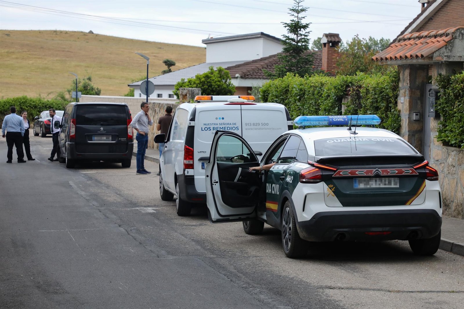 Hallan los cadáveres de una pareja en vías de separación en un chalé de Soto del Real