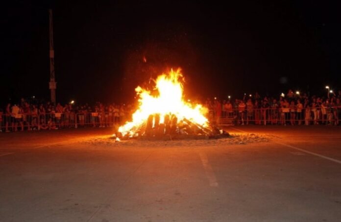 La tradicional hoguera de San Juan se encenderá el domingo con motivo de las fiestas de Juan de la Cierva