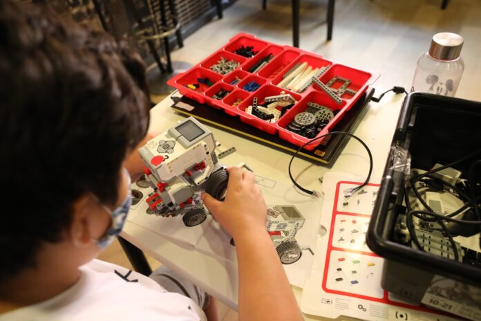 La Comunidad ofrecerá campamentos gratuitos con actividades de arte, ciencia y teatro en sus bibliotecas públicas