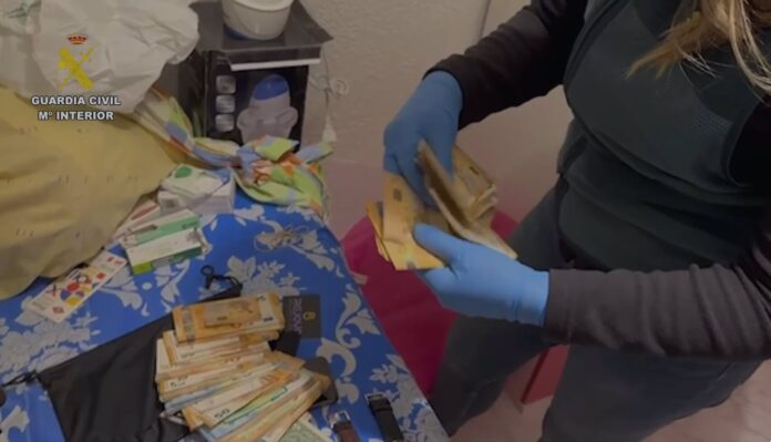 Desarticulada una banda que robaba en chalés aislados de varias urbanizaciones de la región