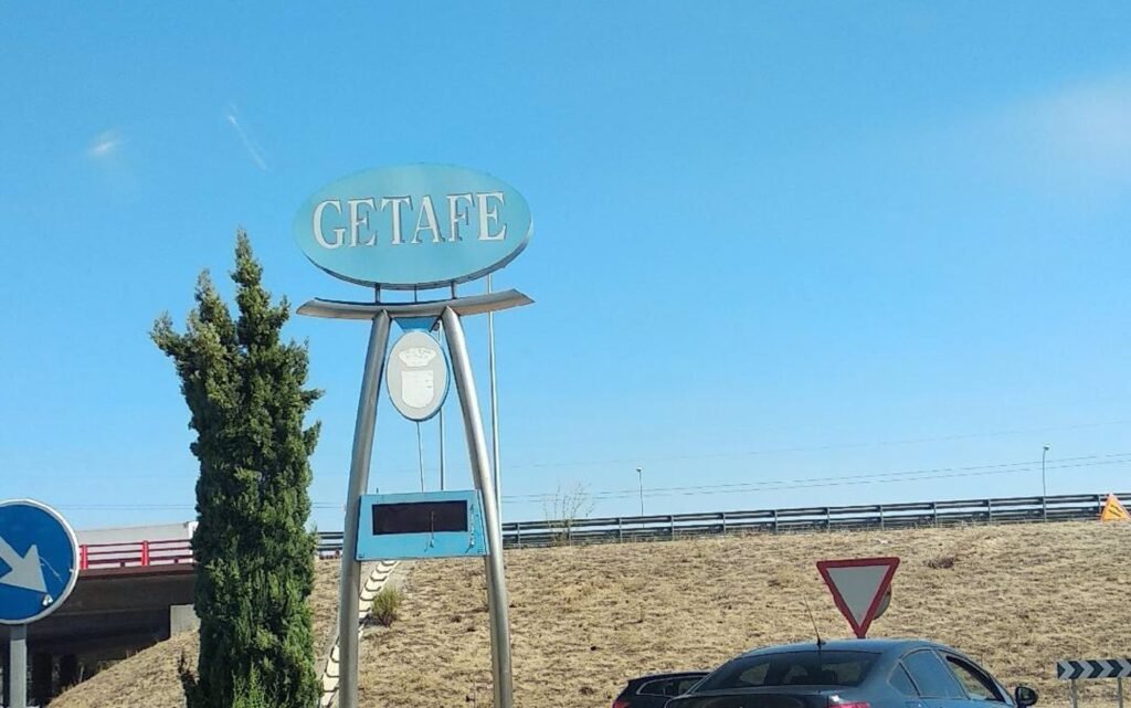 La alcaldesa reclama a la Comunidad la construcción de otro acceso a la M-45 por el barrio de Los Molinos