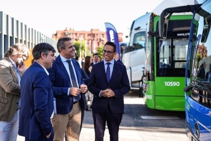La apuesta de la Comunidad por la sostenibilidad en transporte público: objetivo del 85% de la flota de buses 0 o ECO