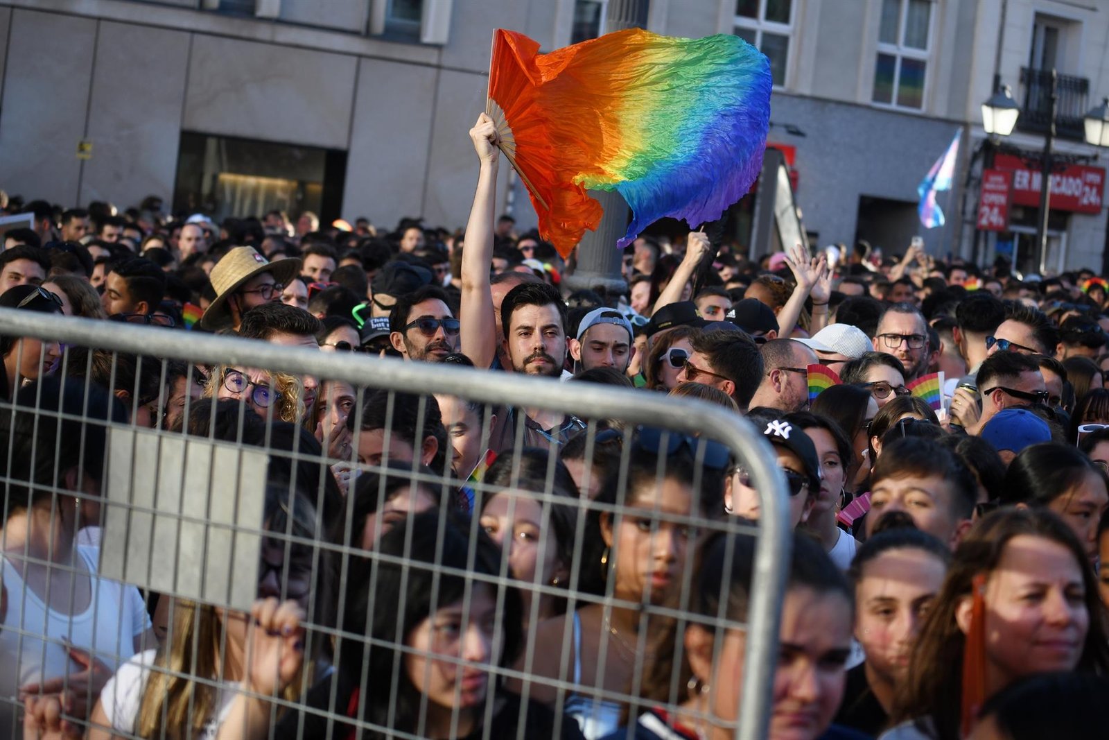 El pregón del Orgullo se desarrolló con "normalidad" y Samur realizó 12 atenciones de carácter leve