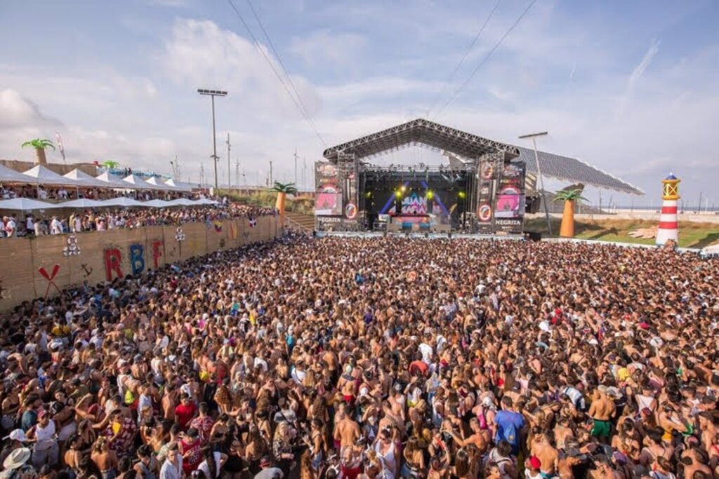 Reggaeton Beach Festival en la Caja Mágica