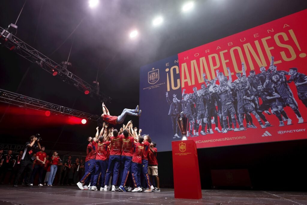 La selección española celebra esta la noche con la afición en Cibeles la EURO 2024