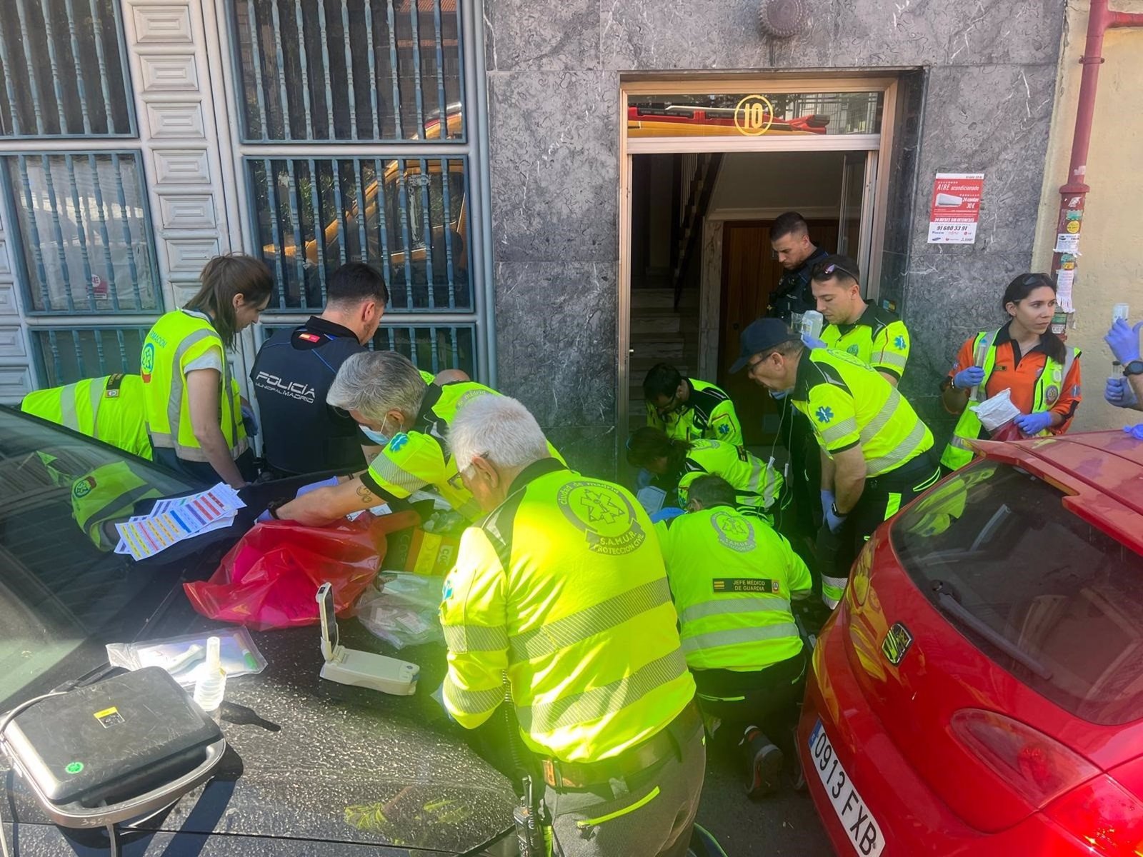 Buscan al autor del grave apuñalamiento ayer de Vallecas