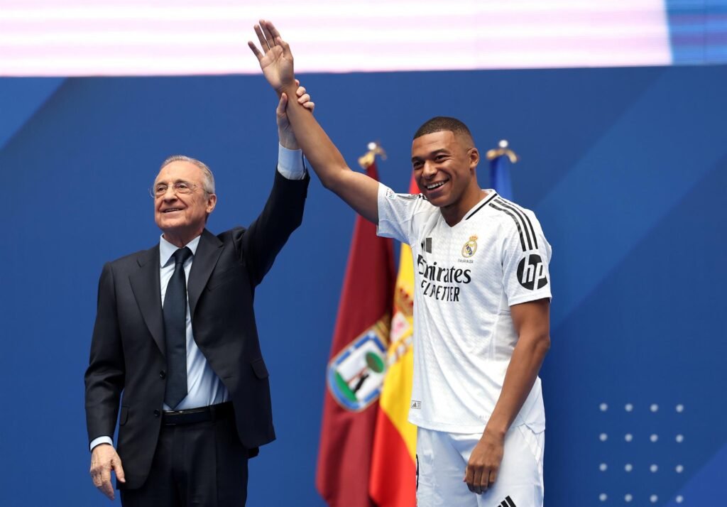 Florentino Pérez a Mbappé: "No te has rendido nunca por vestir la camiseta del Real Madrid"