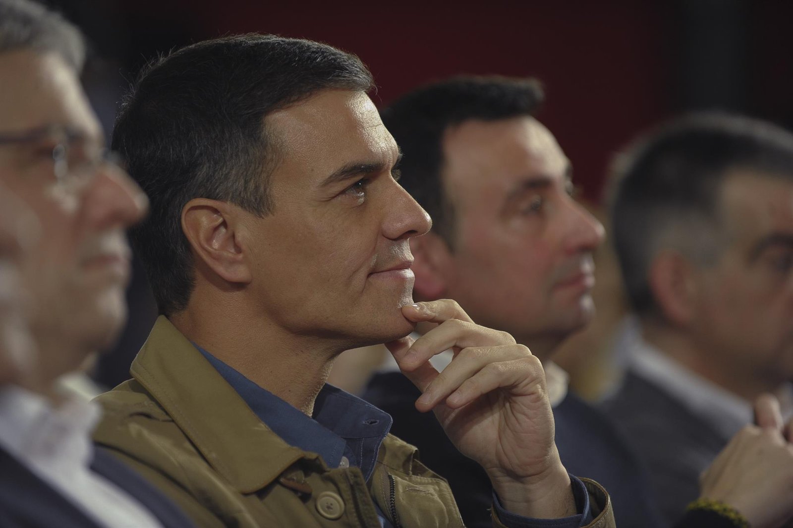 El juez rechaza que Pedro Sánchez declare por escrito en la investigación sobre su esposa