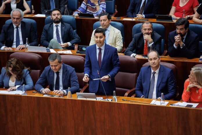 La Comunidad La Comunidad someterá La Comunidad someterá