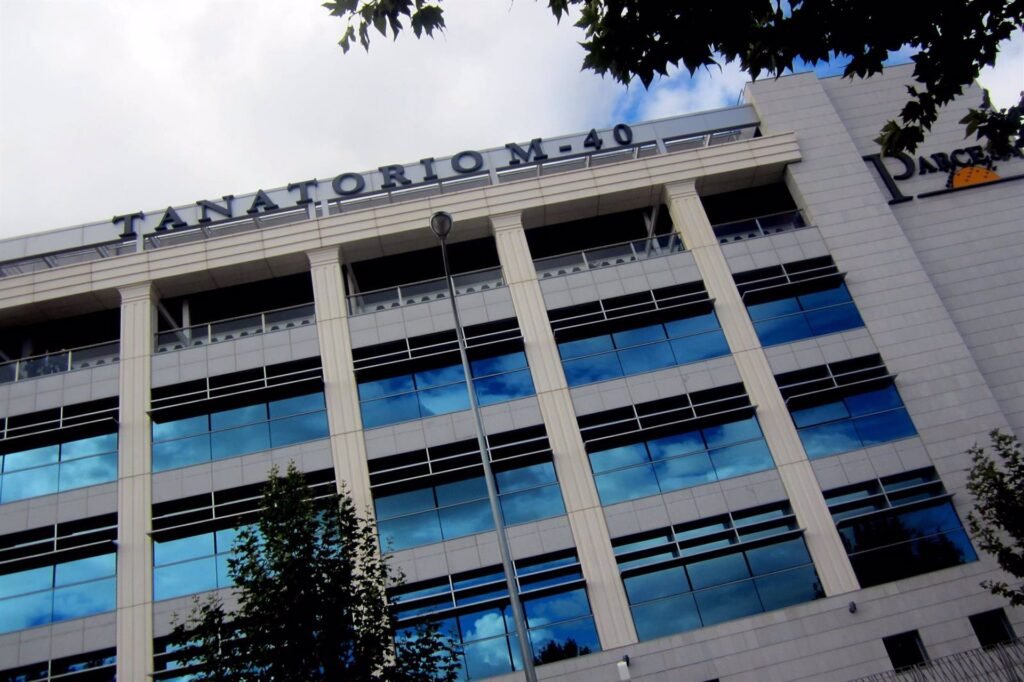 PSOE y Más Madrid critican el "radical cambio de postura" de Almeida con el crematorio y el "maltrato" a zona "humilde"