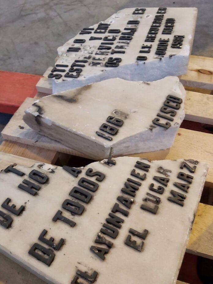 El PSOE vuelve a reclamar en el Pleno de Chamberí que se reponga la placa a Largo Caballero cumpliendo la sentencia El PSOE vuelve a reclamar en el Pleno de Chamberí que se reponga la placa a Largo Caballero cumpliendo la sentencia