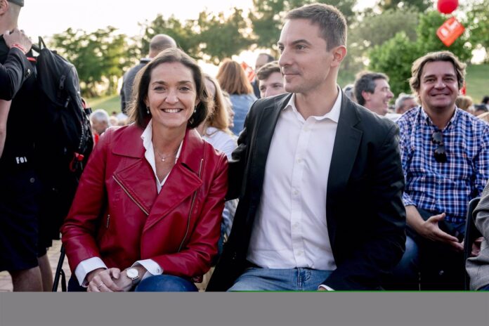 Maroto se reúne con Ayala, no habla de Lobato y asegura que PSOE elegirá a los mejores para