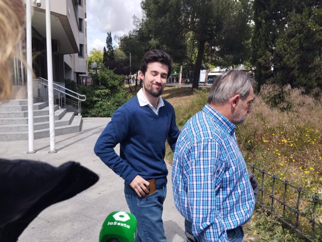 Los 'PetaZetaz' declaran ante el juez por un caso de agresión sexual a una joven en un piso de Vallecas