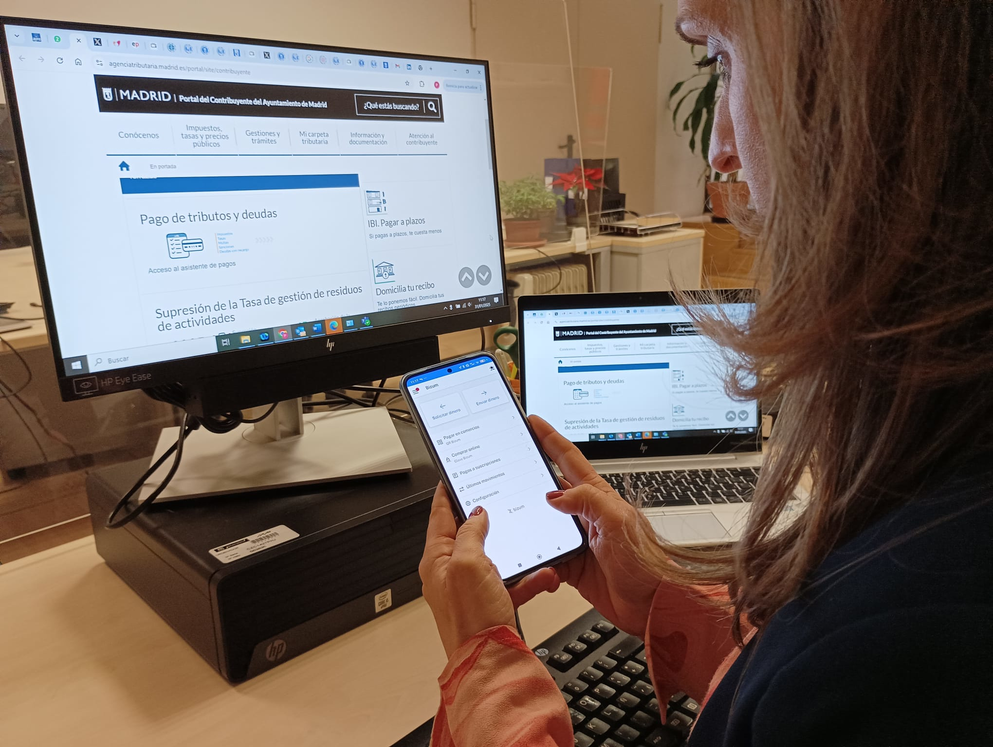 Los madrileños han realizado más de 300.000 pagos por Bizum desde su habilitación como canal de pago municipal en el mes de febrero