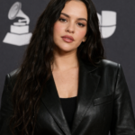 Rosalía suspende su concierto en Milán tras encontrarse indispuesta en pleno directo