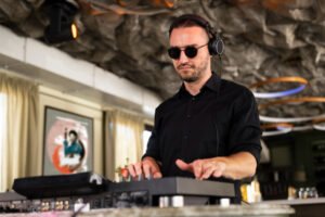 Empresas de sonido profesional fortalecen la organización técnica de eventos modernos